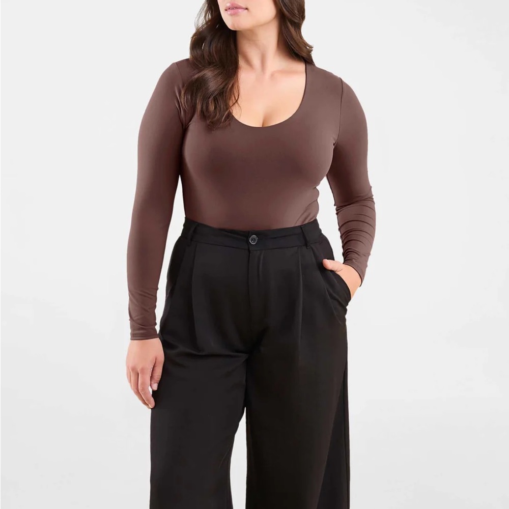nuuds long sleeve scoop neck , coffee